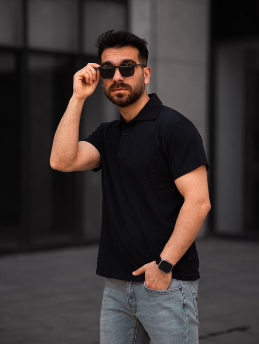 Siyah erkek düğmeli polo yaka